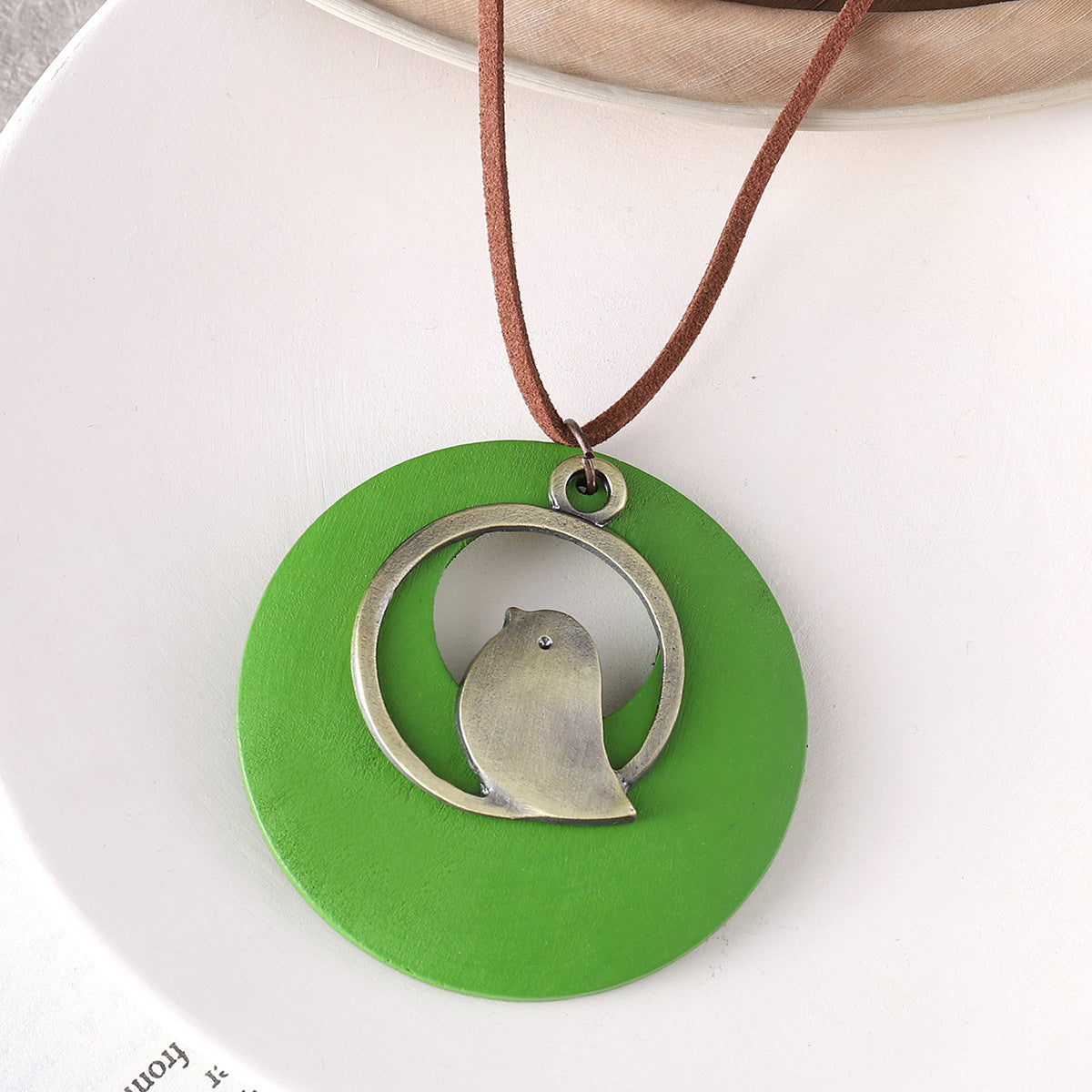 Wholesale Wooden Products Creative Bird Retro Cotton and Linen Ethnic Style Necklaces