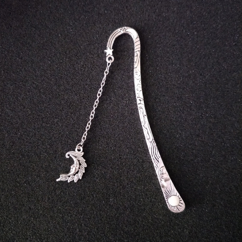 Wholesale Vintage Five-pointed Star Luminous Metal Bookmark