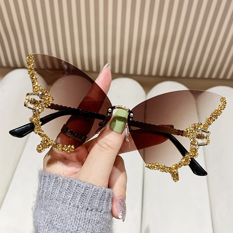 Wholesale Butterfly Shape Diamond Frameless Sunglasses