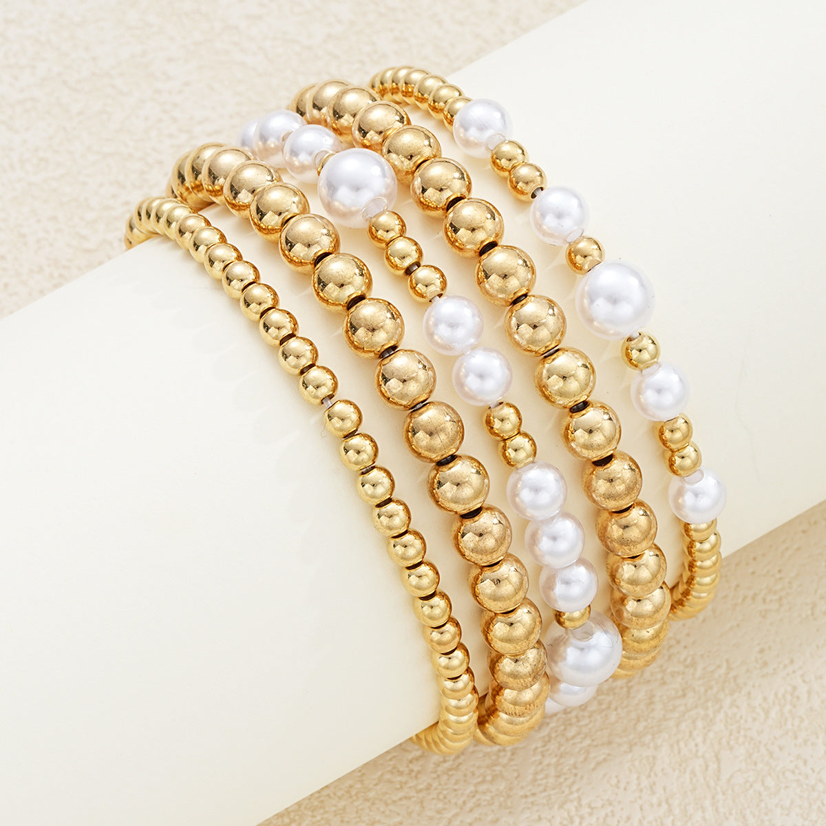 Wholesale Niche creative design temperament beaded bracelet set sweet and cool stacking jewelry