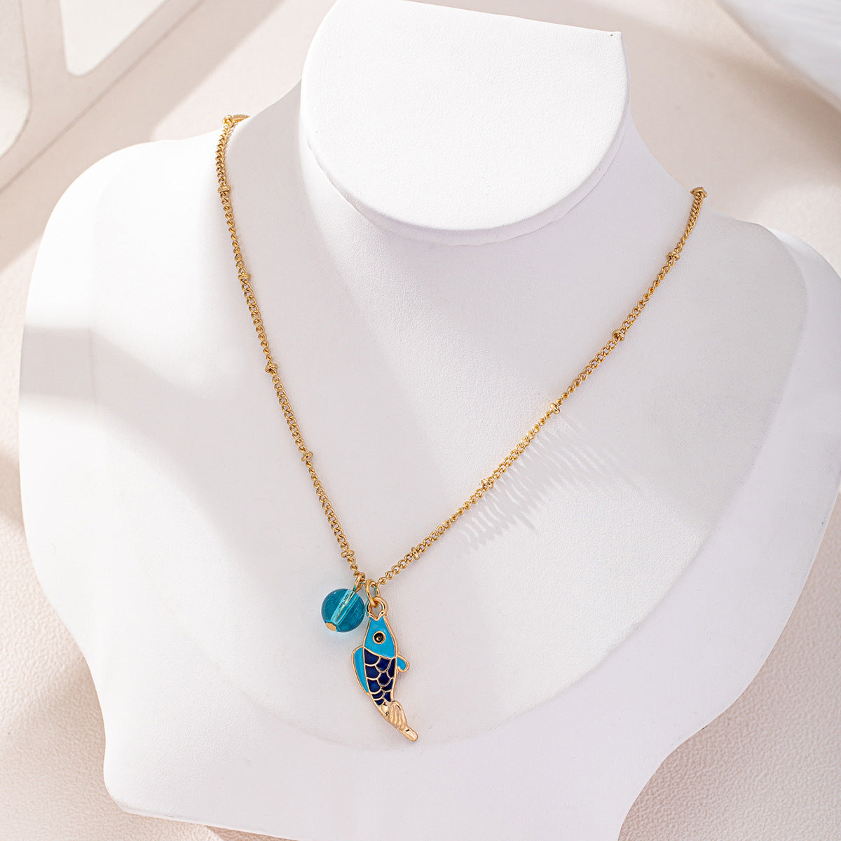 Wholesale Fashion Trend Marine Life Oil Drop Blue Fish Koi Pendant Necklace