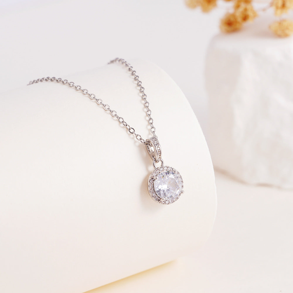 Wholesale Copper Inlaid with Zircon Geometric Round Necklace Stainless Steel Clavicle Chain Jewelry