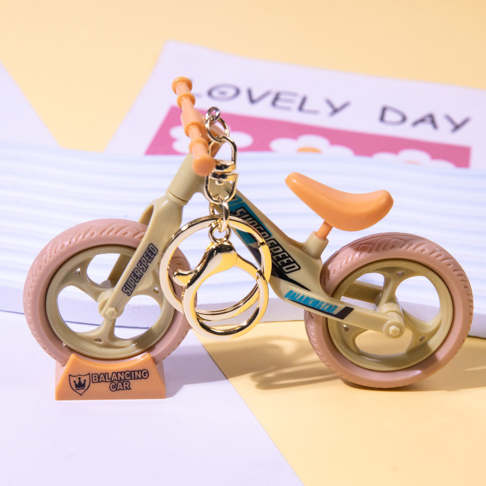 Wholesale Creative activity mountain bike personality male and female couple keychain