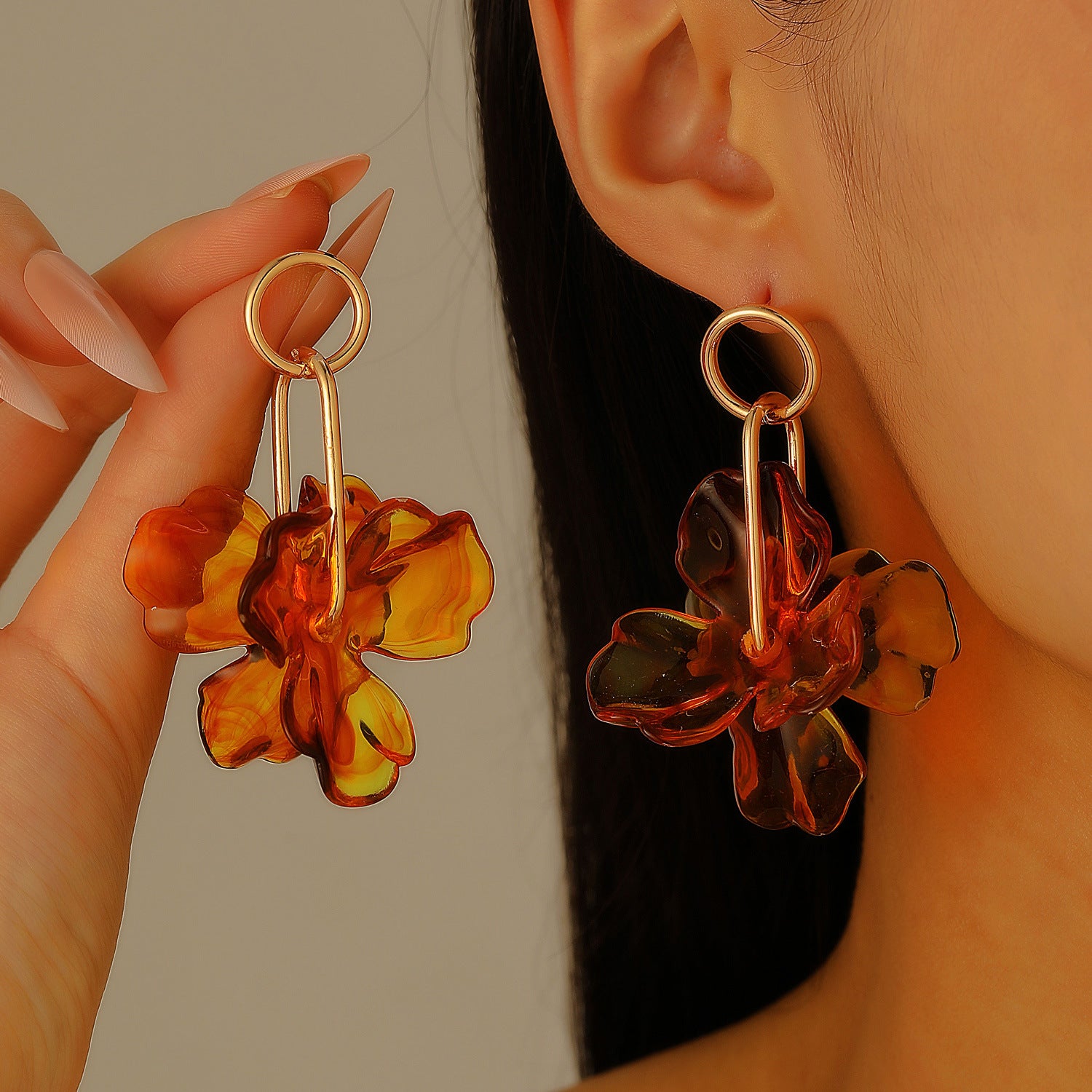Wholesale Trendy Summer Vacation Hand Knit Raffia Flower Earrings For Women Golden Yellow Fashion Accessory Resale Gift