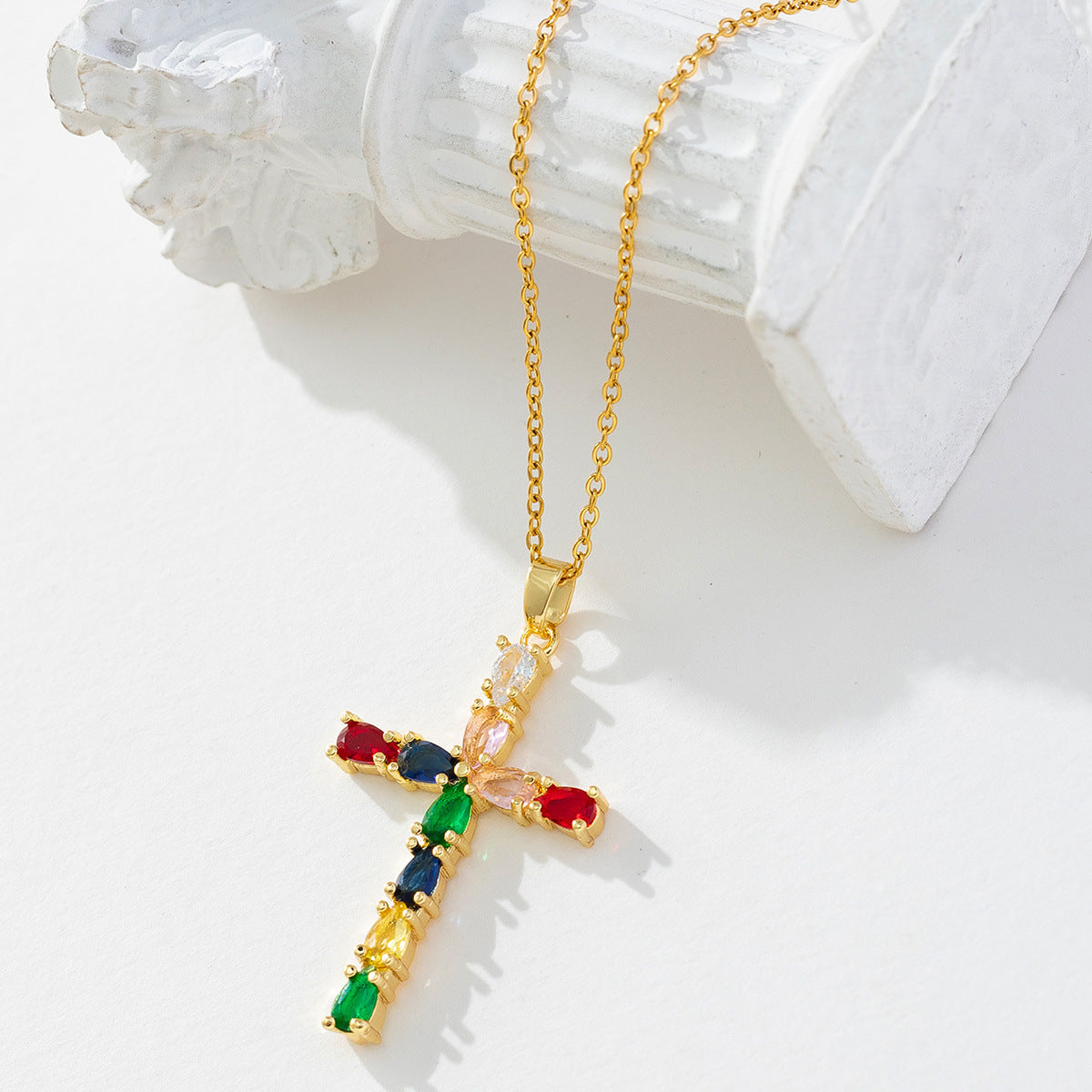 Wholesale Gilded Cross Geometry Zircon Vintage Pearl Necklace