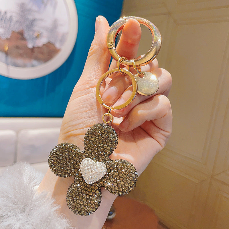 Wholesale Creative Diamond Inlaid Clover Crystal Keychains