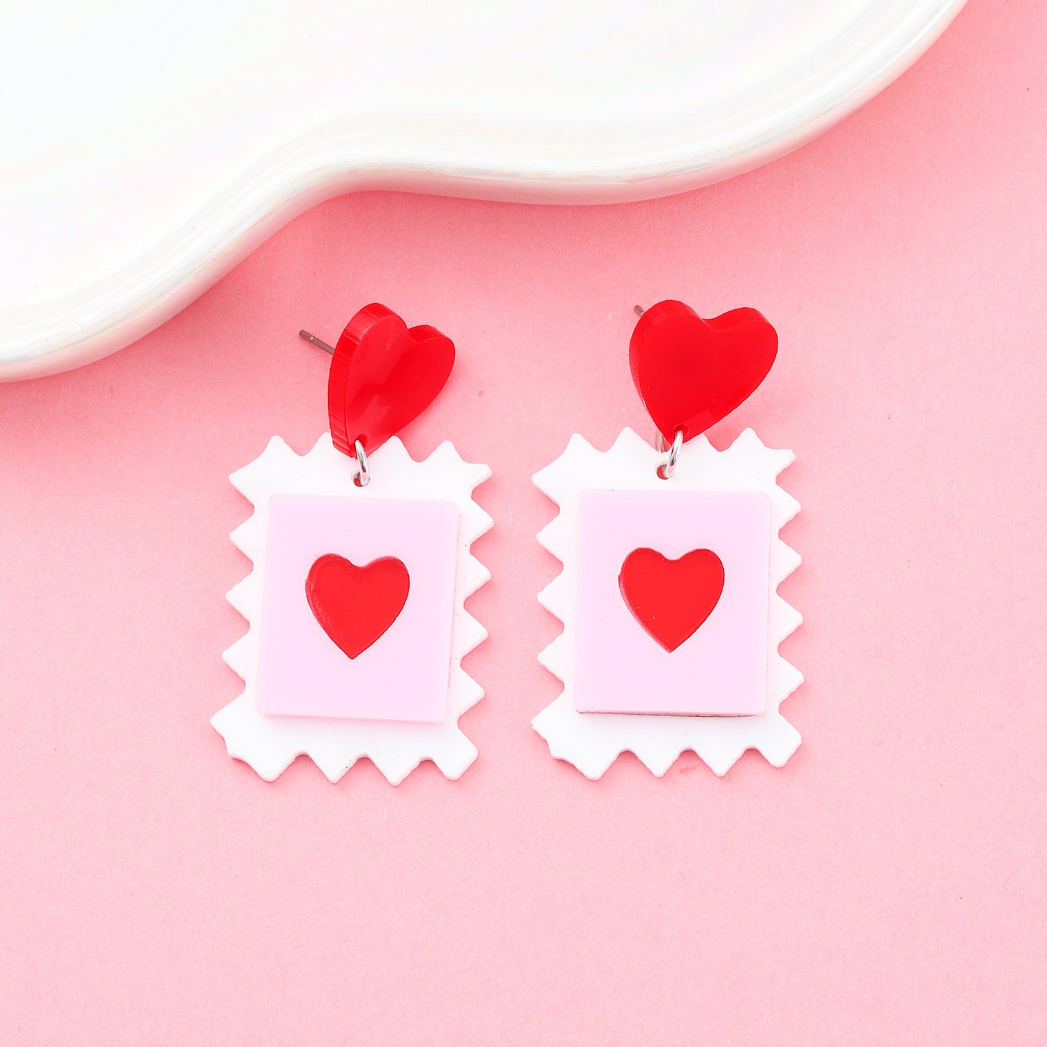Wholesale Valentine' s Day Love Earrings Design Sense Earrings