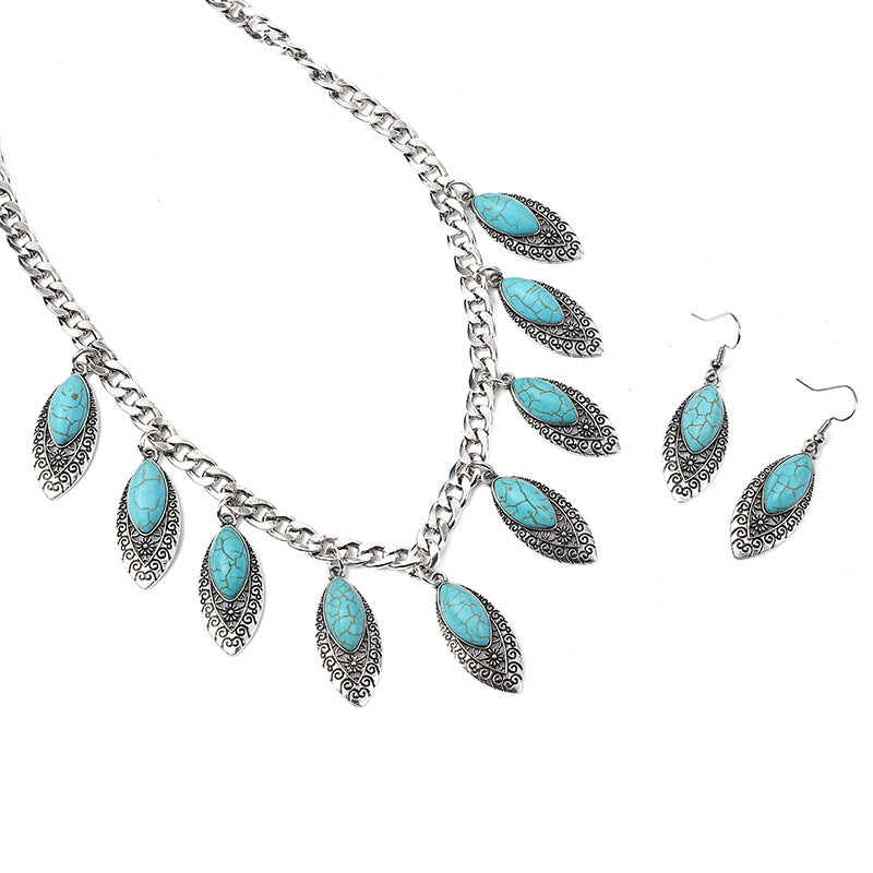 Wholesale Ethnic style green clavicle chain earrings jewelry set