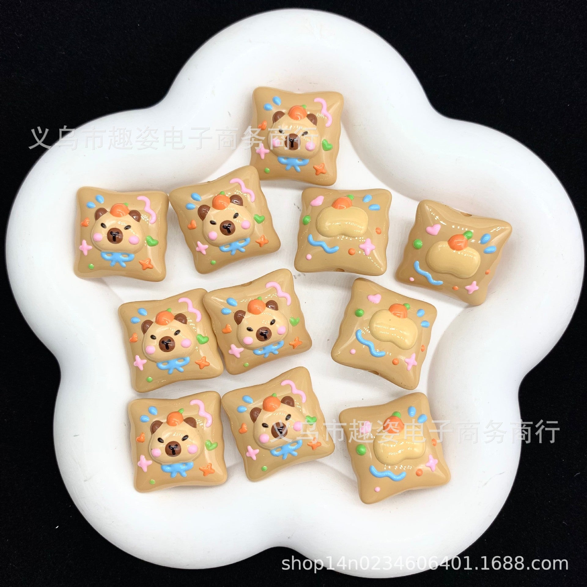 Wholesale 10pcs Cute cartoon throw pillow Acrylic Beads