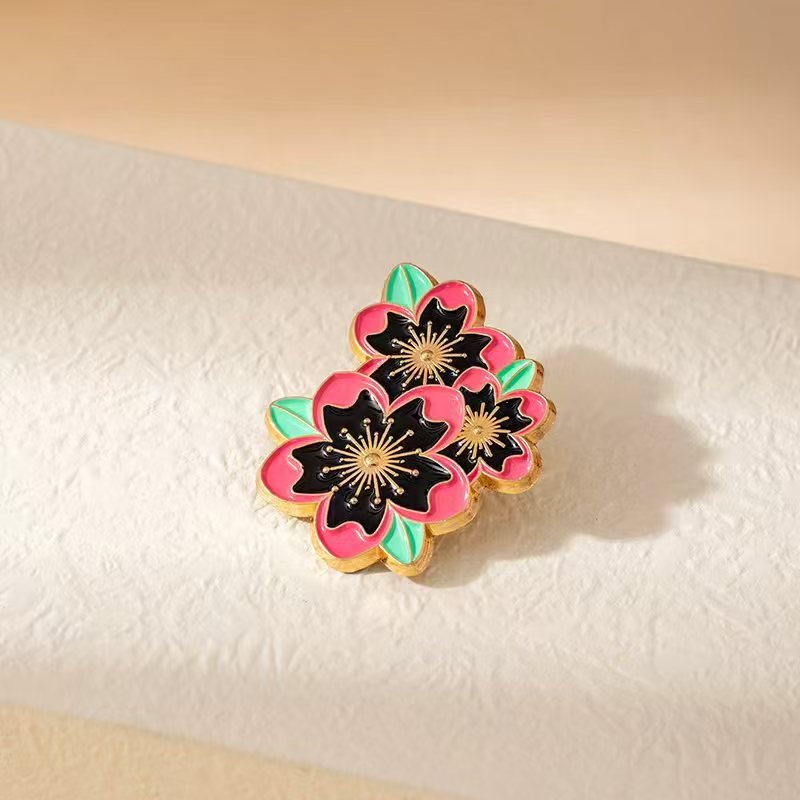 Wholesale cherry blossom brooch fashionable and personalized badge