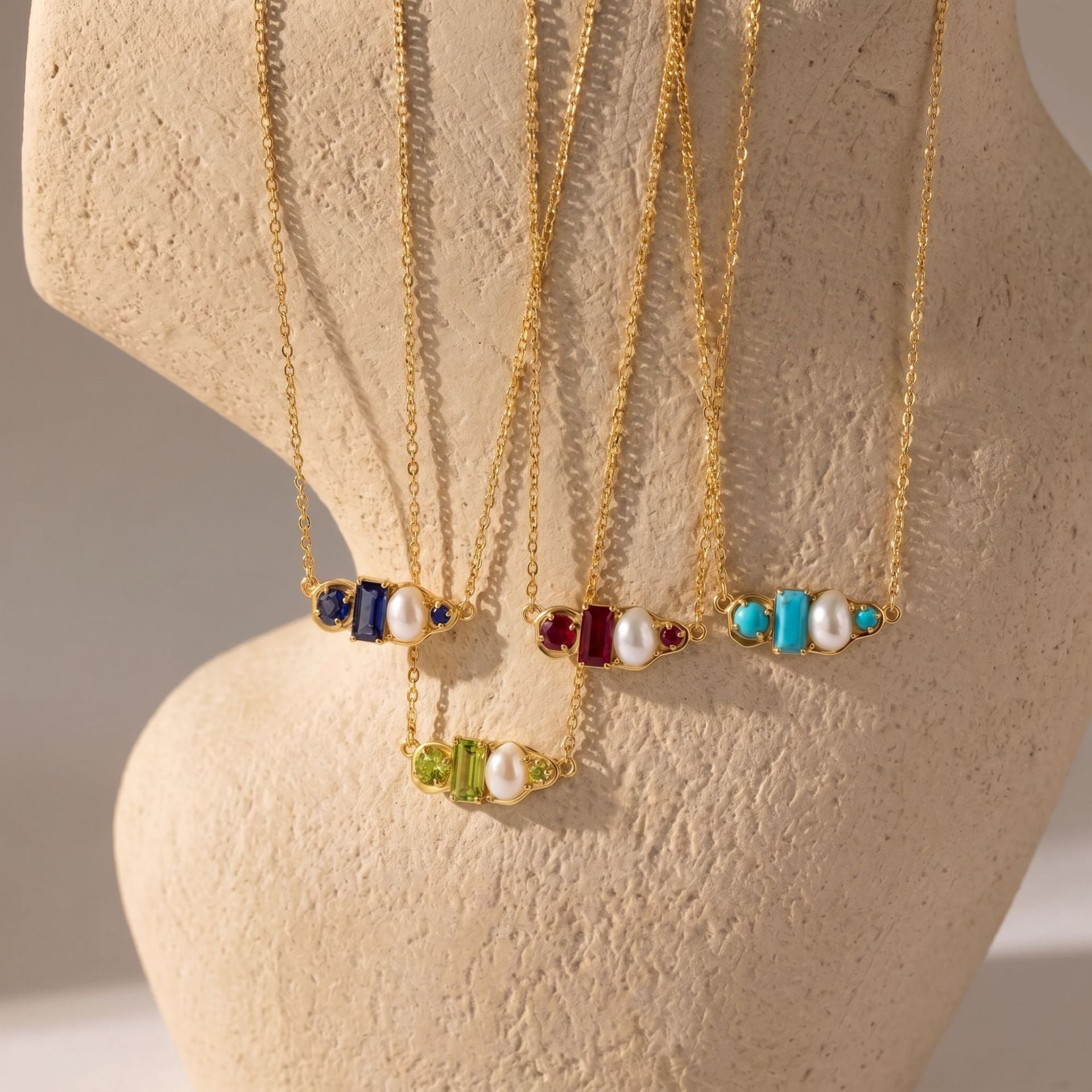 Wholesale Trendy Birthstone Pearl Necklace 18K Gold Plated Stainless Steel Geometric Pendant Fashion Jewelry Gift