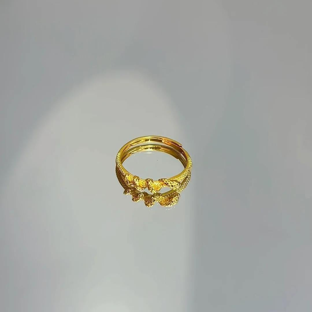 Wholesale Golden Snake Winding Necklace Women's Ins Light Luxury Niche High-end Style Pendant Collarbone Chain This Year's Gift for Girlfriend