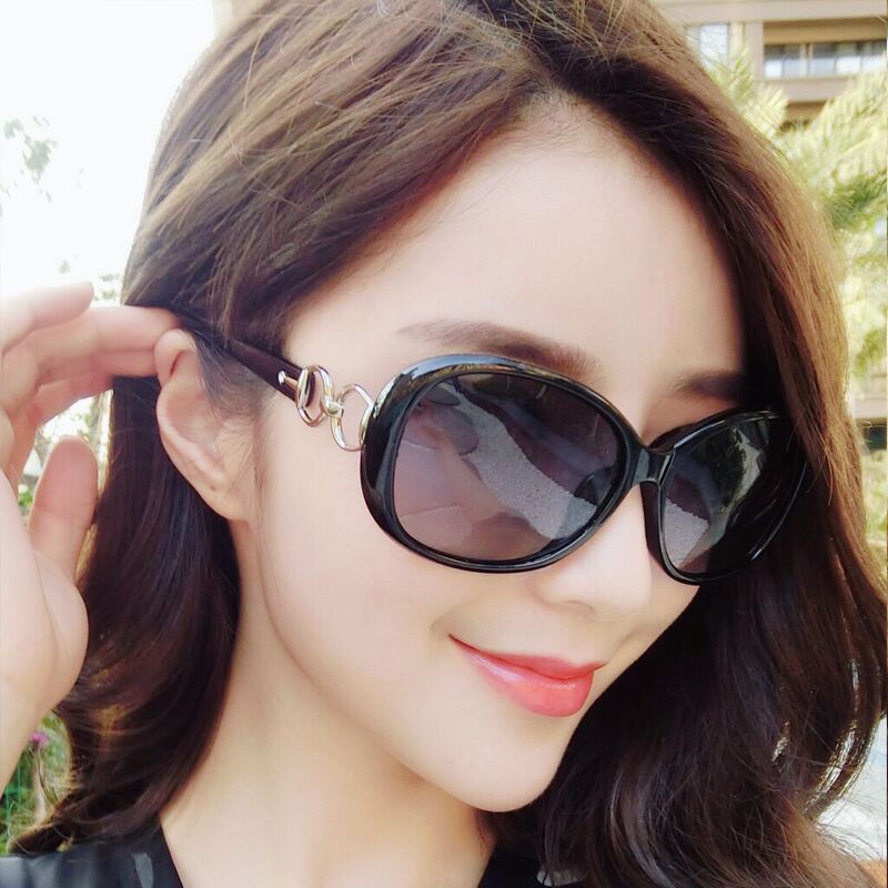 Wholesale Women's Retro Jade Crystal Gradient Toad Mirror Sunglasses