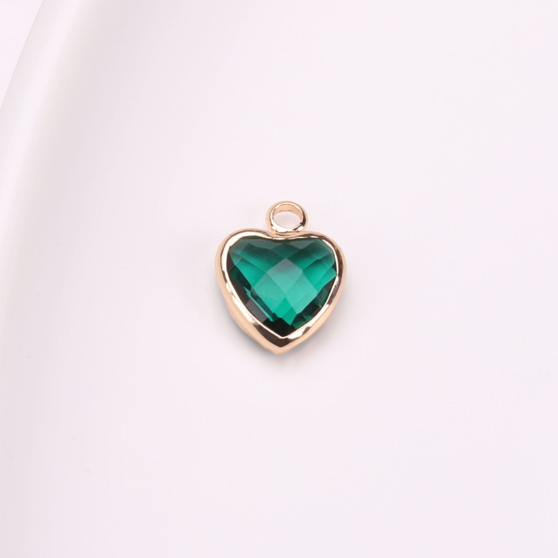 Wholesale Crystal Love Peach Heart Pendant