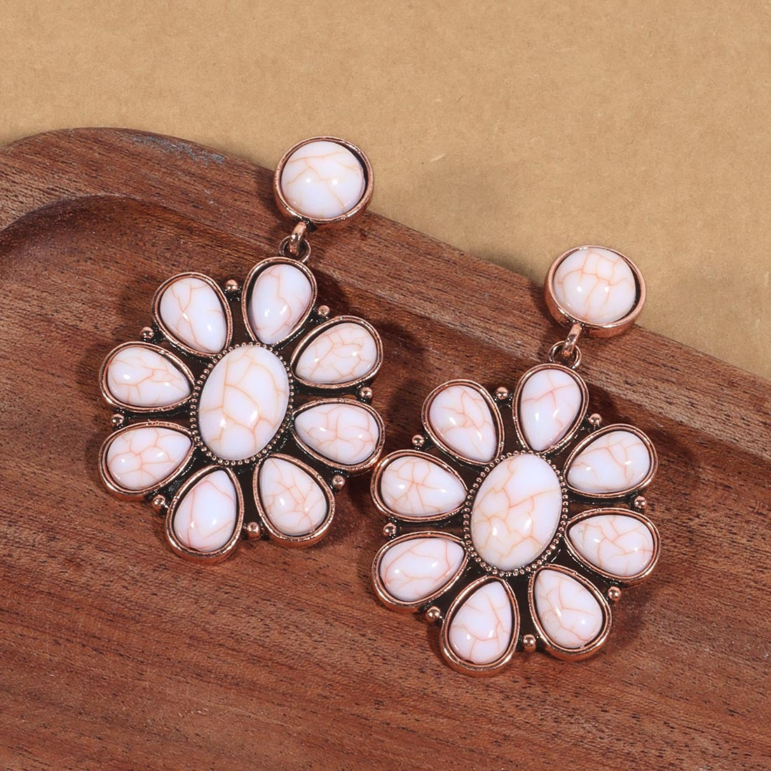 Wholesale Vintage Floral Statement Necklace And Earring Set Retro Western Style Jewelry Accessory Party Wear