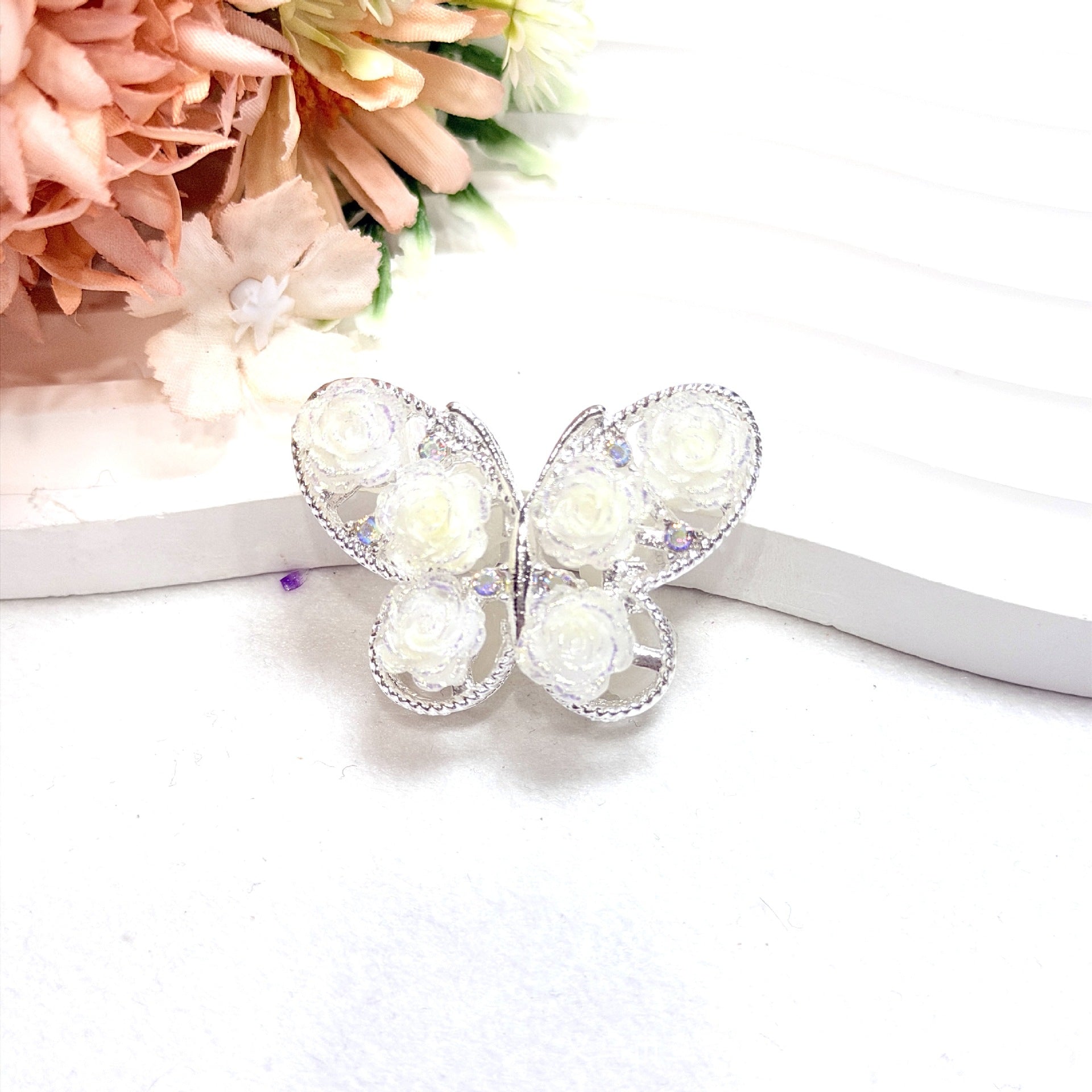 Wholesale 10pcs Colored alloy butterfly rose straight hole beads