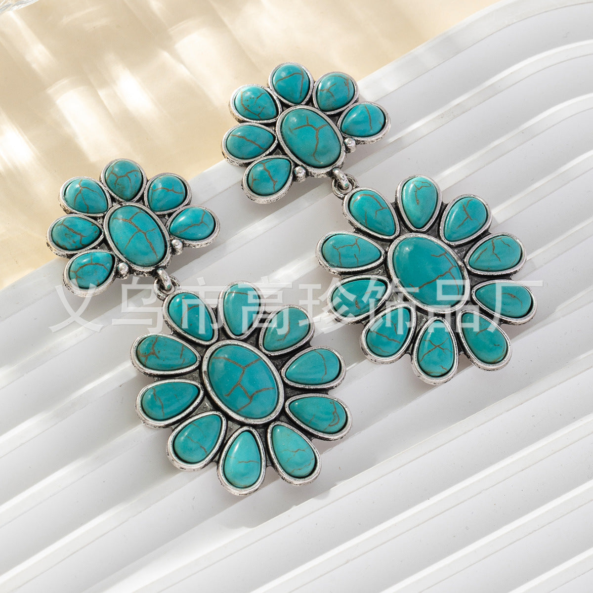 Wholesale Classic and elegant Bohemian style turquoise alloy earrings