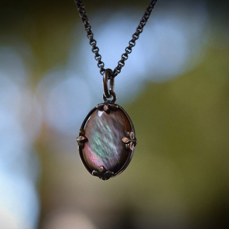 Wholesale Vintage Oval Inlaid Cat's Eye Stone Pendant Clavicle Chain