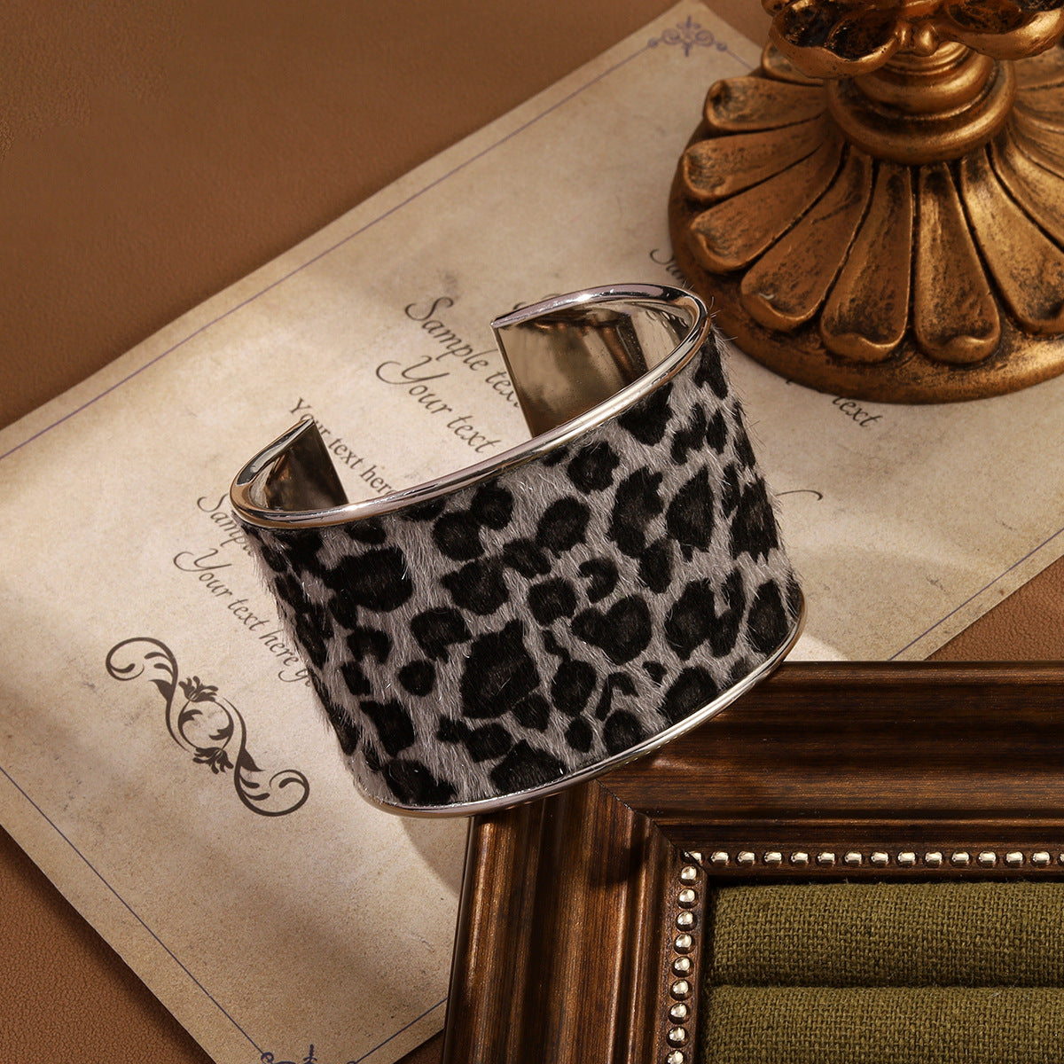 Wholesale Fashion Leopard Print Cuff Bracelet
