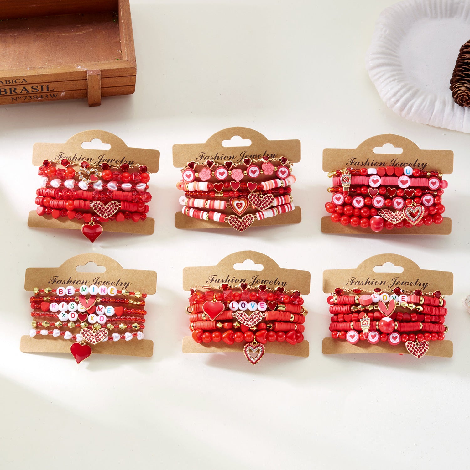 Wholesale Red diamond studded heart-shaped soft ceramic bracelet set