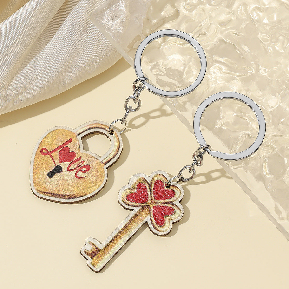 Wholesale Valentine's Day Wooden LOVE Couple Keychain