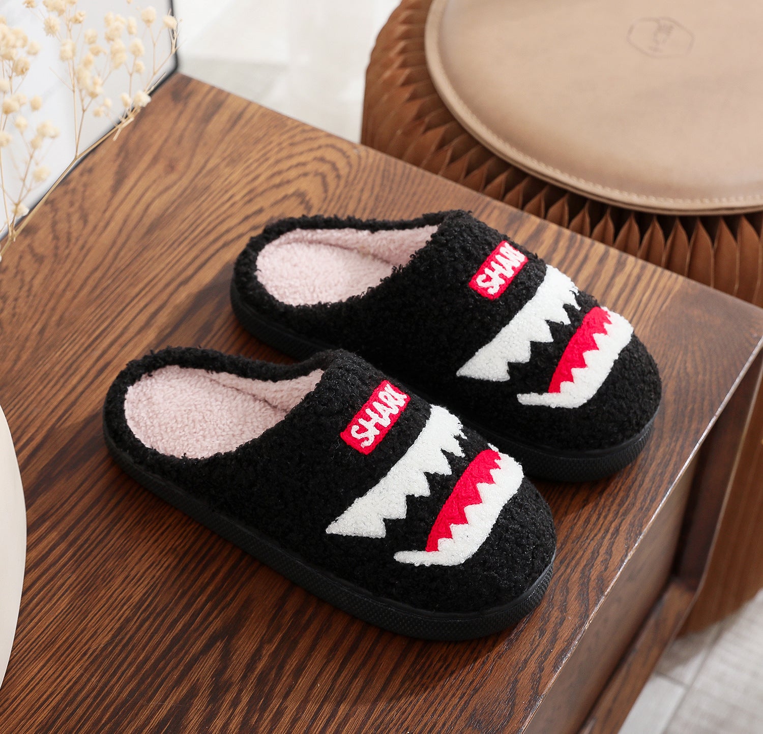 Wholesale Cotton Home Winter Dachshund Animal Embroidery Warm Slippers