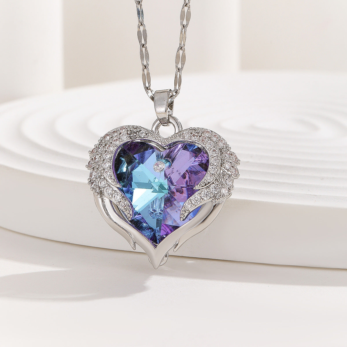 Wholesale Valentine' s Day Heart of the Ocean Necklace