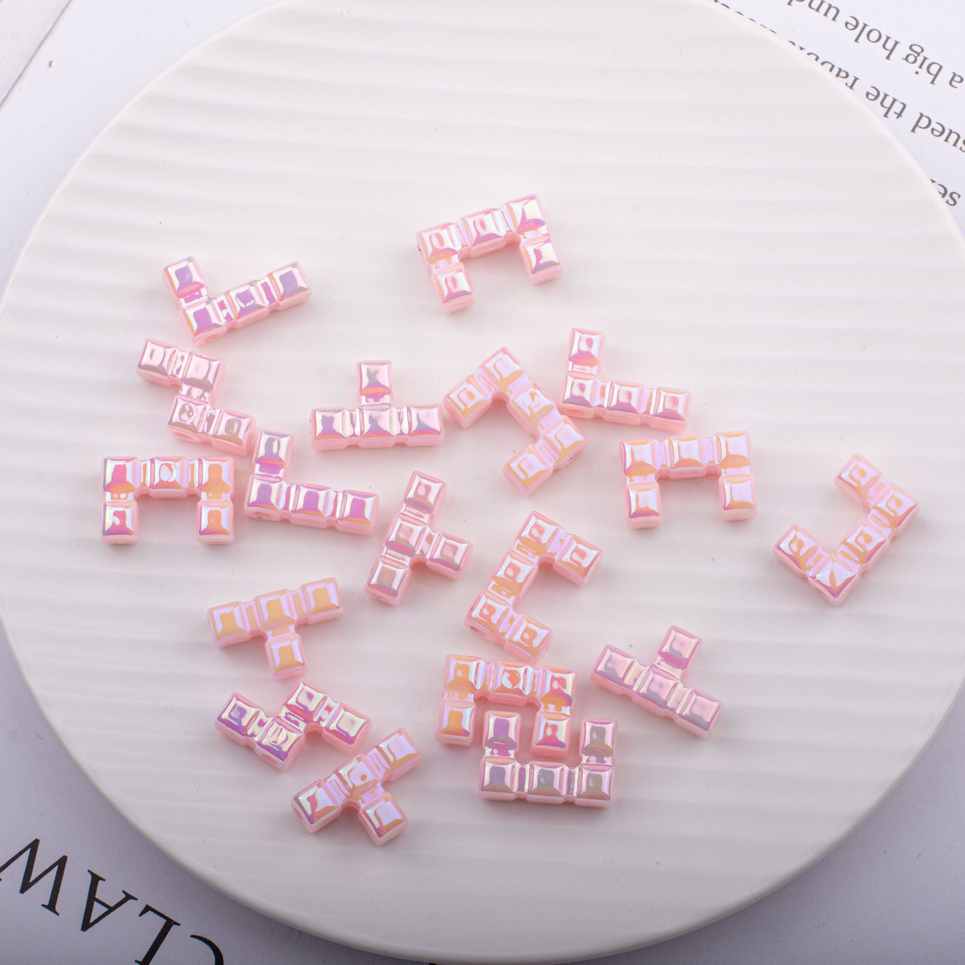 Wholesale Acrylic Cartoon Owl Head Straight Hole Beads