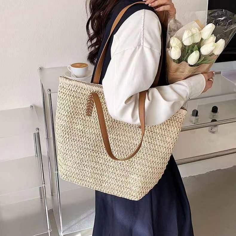 Wholesale Single Shoulder High-capacity Beach Grass Woven Bags