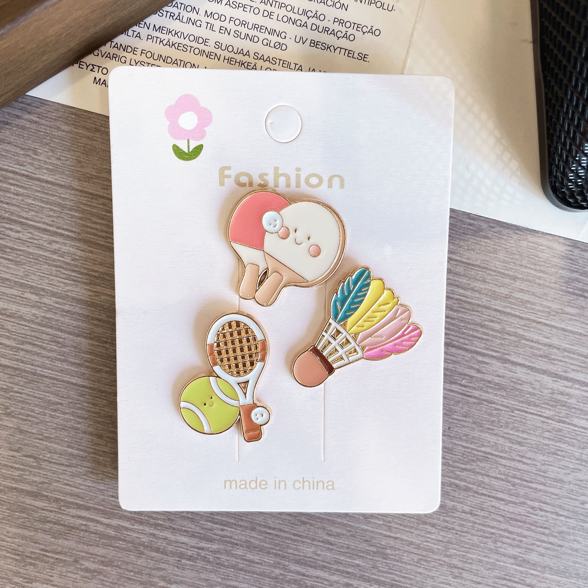 Wholesale Badminton and table tennis brooches are available