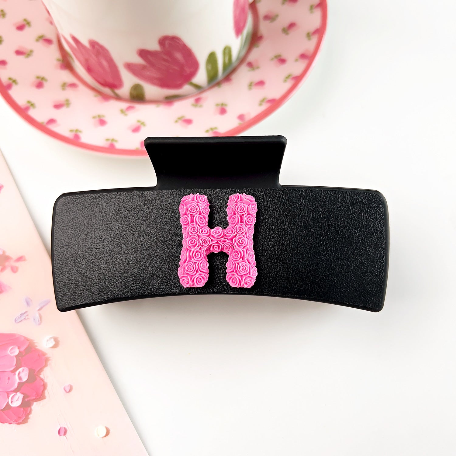 Wholesale Large Patch Heart Letter Clip