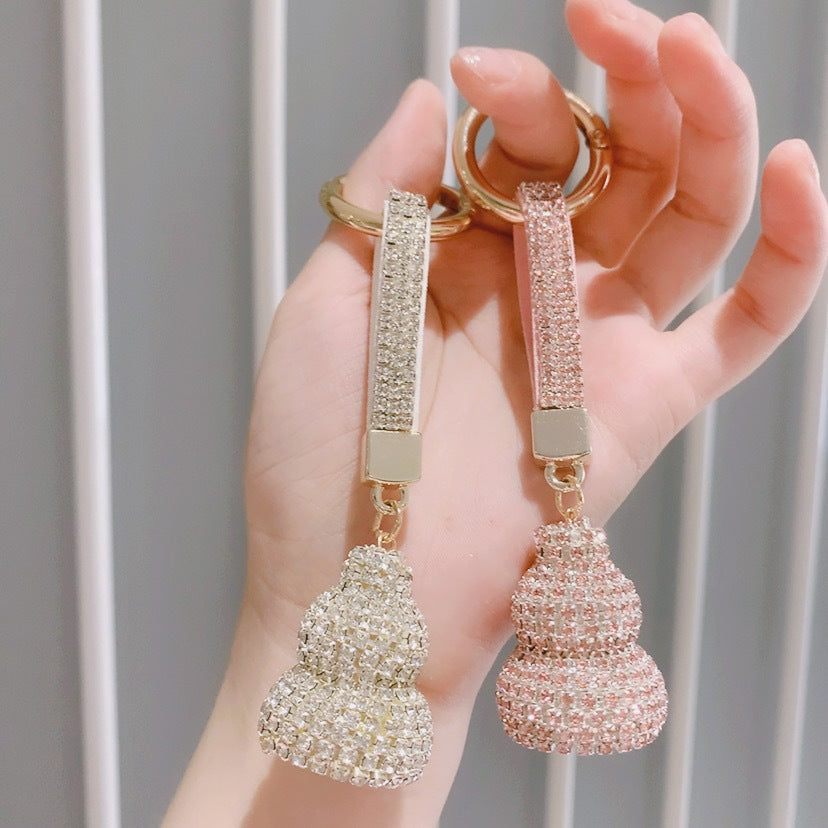 Wholesale Creative Chinese Style Diamond Gourd Alloy Keychains