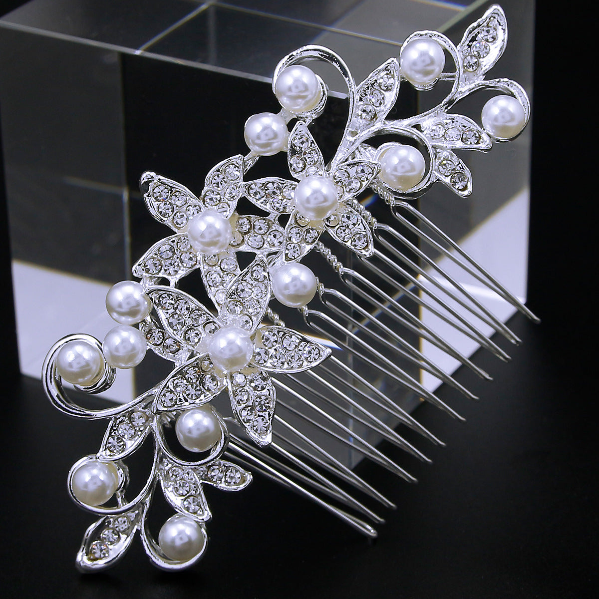 Wholesale Alloy Diamond Inlaid Pearl Hair Comb Hair Clip