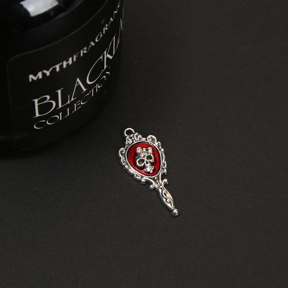 Wholesale 50PCS Vintage red heart pendant