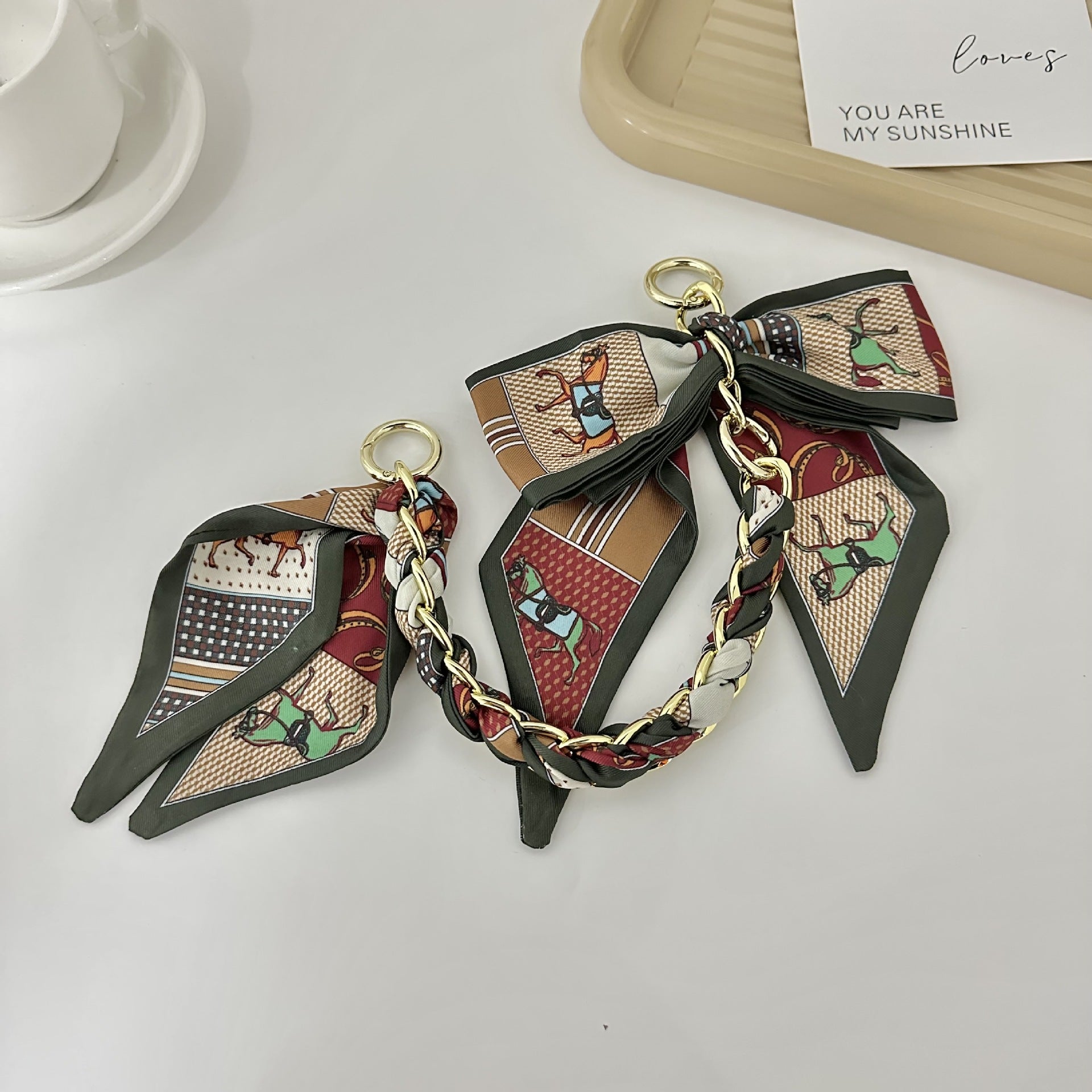 Wholesale Swallowtail Bow Metal Chain Keychain