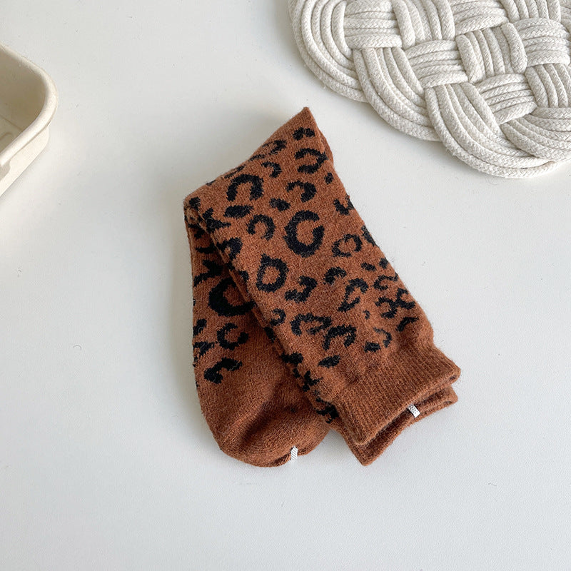 Wholesale Leopard Print Socks, Medium Tube Socks, Winter Warm Wool Socks