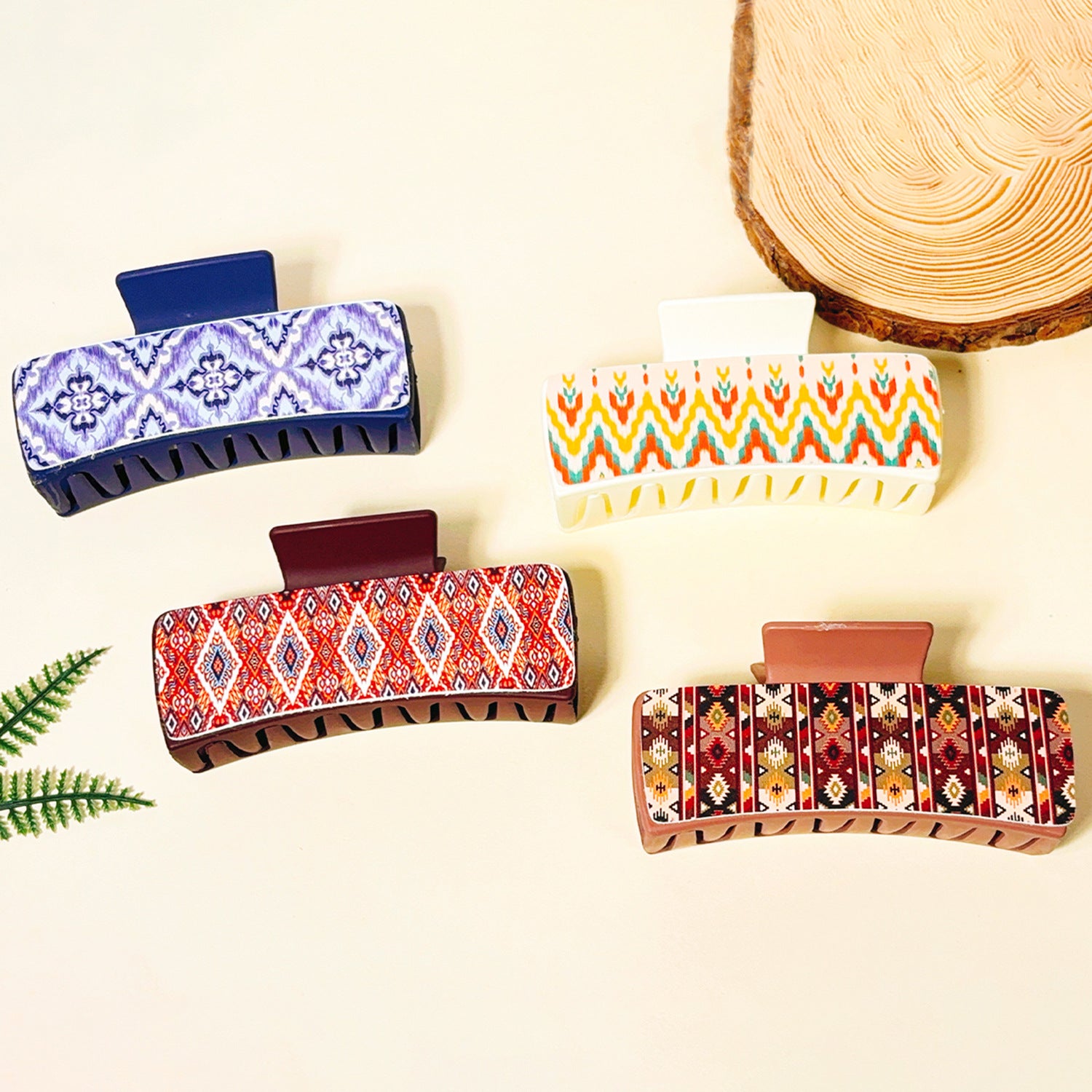 Wholesale Vintage Western Bohemian Print Leather Grabber