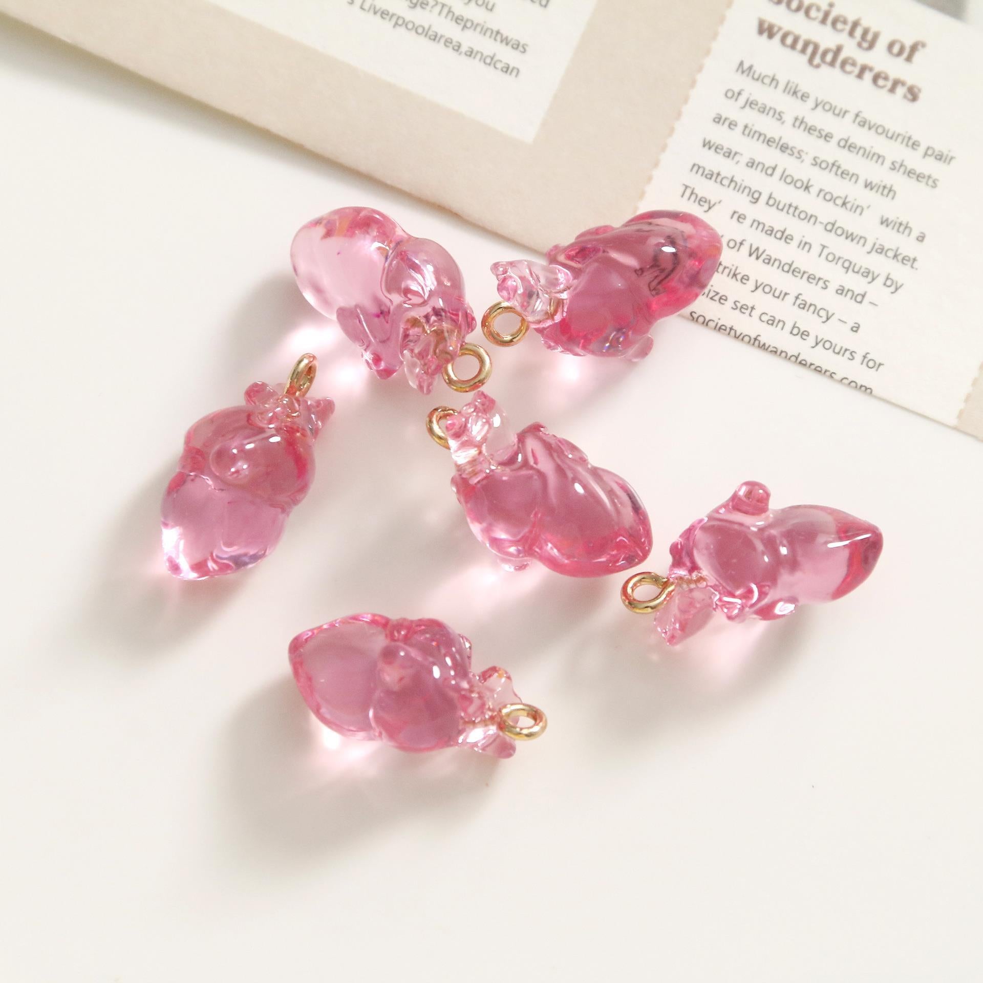 Wholesale Three-dimensional Clear Small Heart Pendant Bracelet Material OLY-CS-LiLuo001