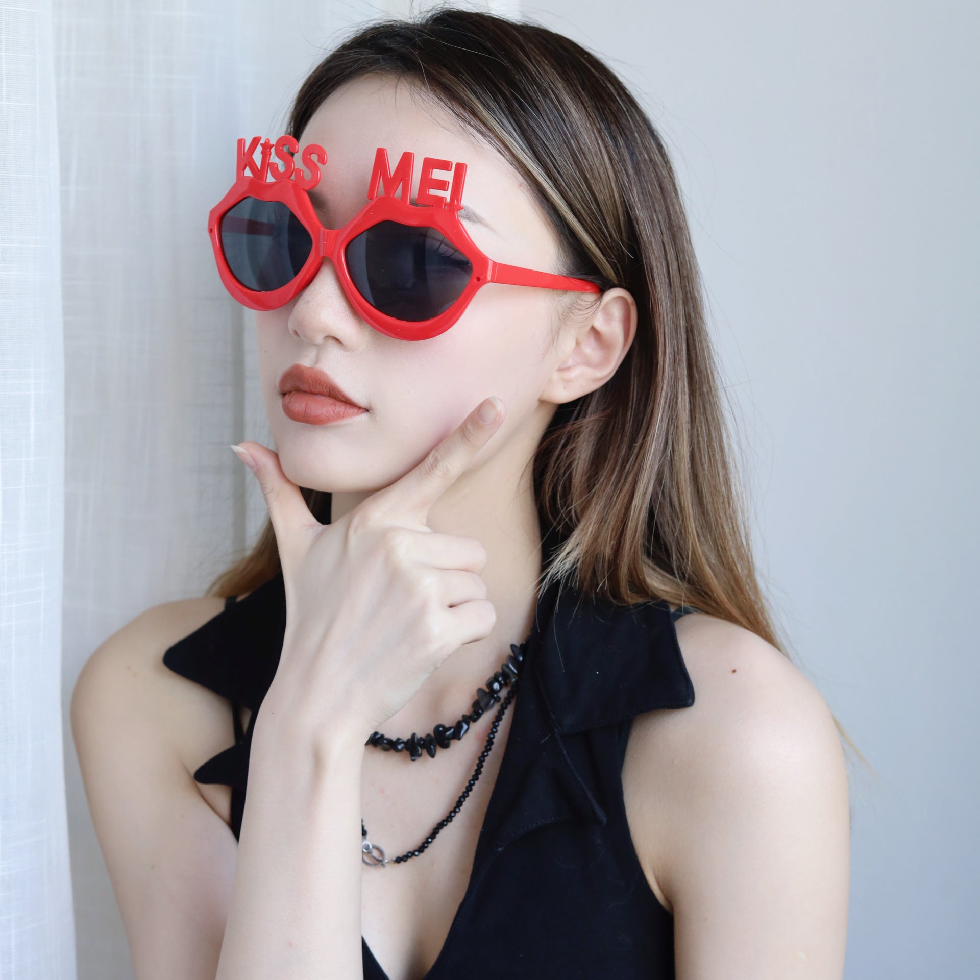 Wholesale ABS Sparkling Pink Lip Shaped Valentine's Day Glasses