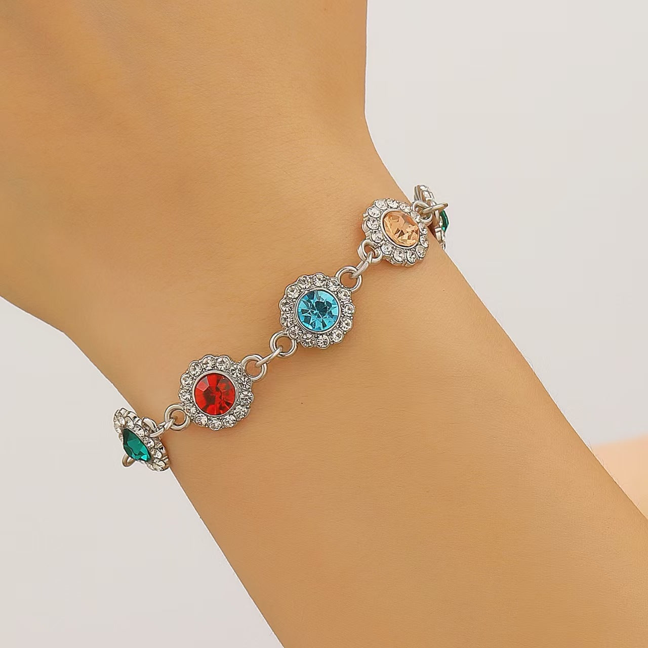 Wholesale French retro color dopamine diamond sunflower necklace