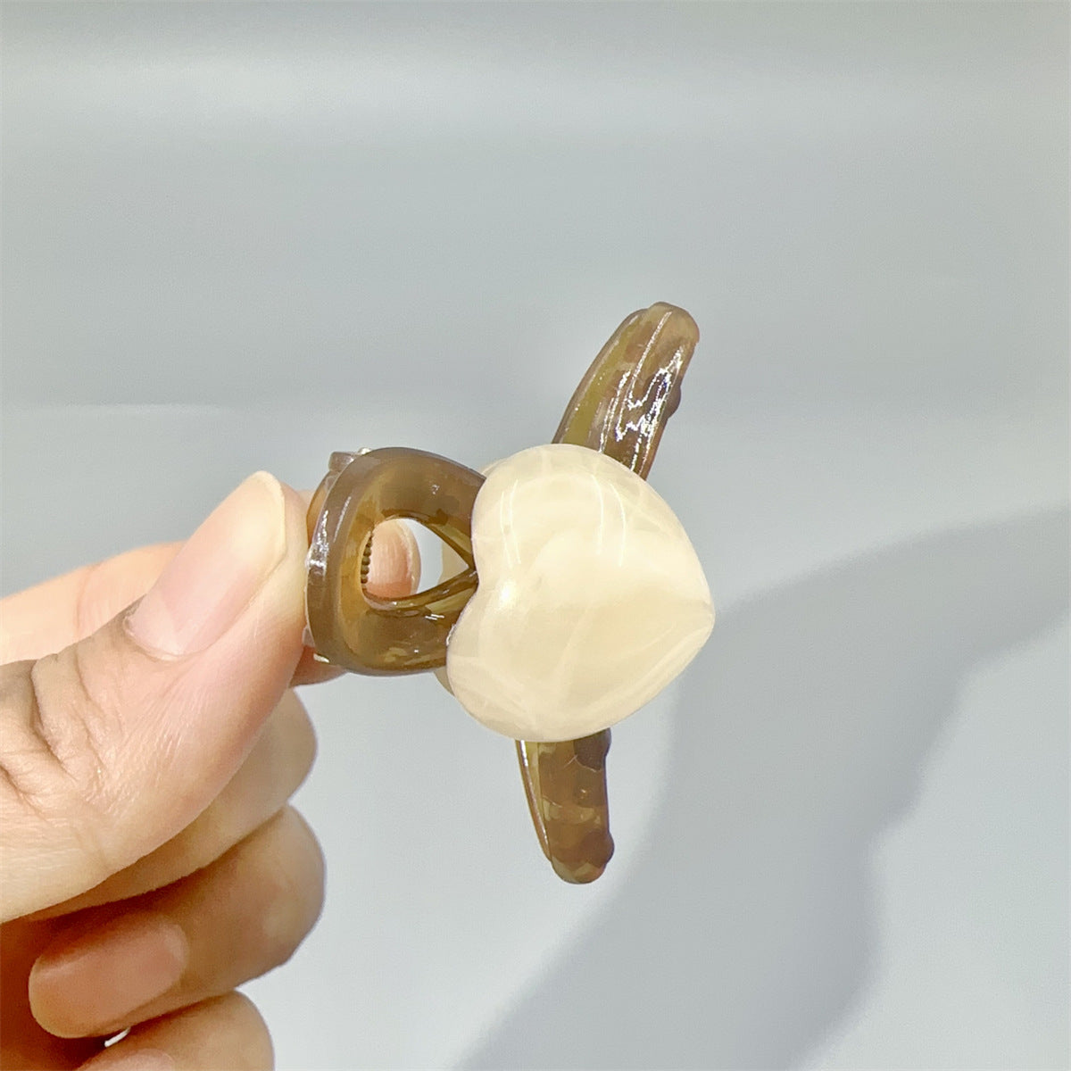 Wholesale girls summer small heart hairpin