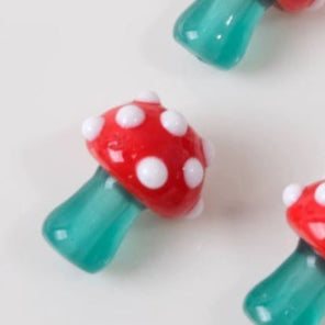 Wholesale Mushroom lamp crafted colored glass contrasting cute loose beads