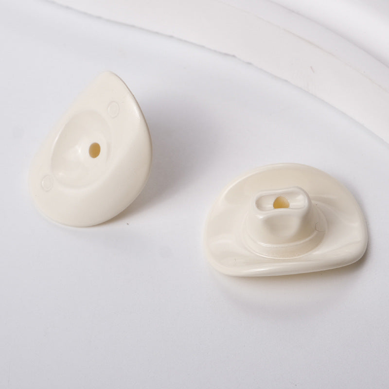 Wholesale of 100PCS/PACK Denim Hats, Perforated Cartoon Acrylic Jewelry Accessories, Beads