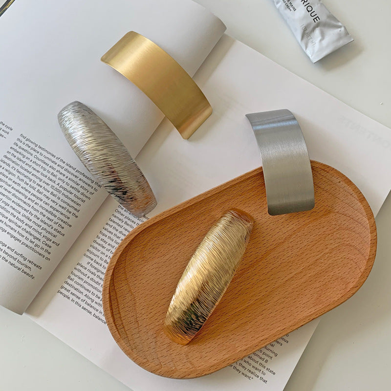 Wholesale Joker geometric metal brushed hair clip Amazon Minimalist cold wind back head ponytail spring clip