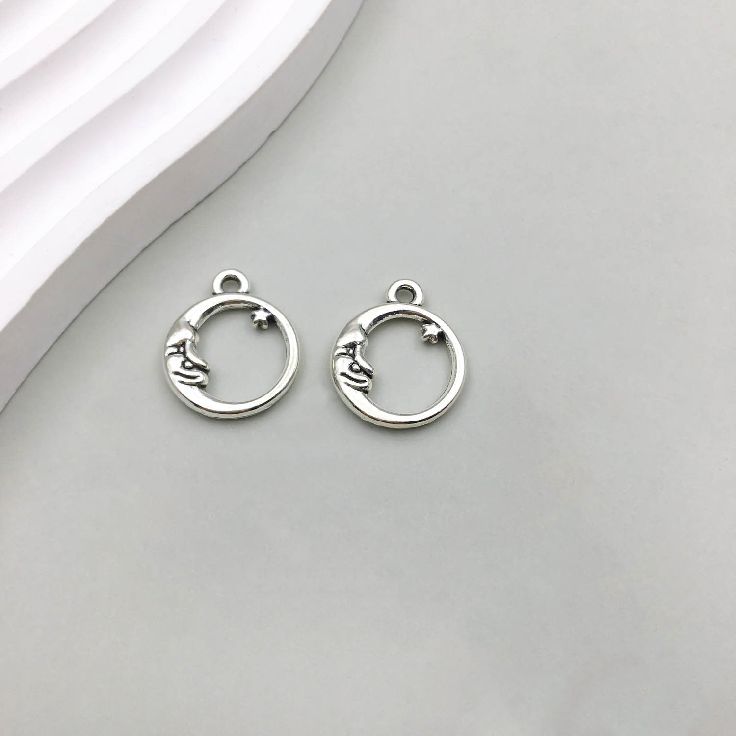 Wholesale 1 Antique Silver Alloy Star Series Simulation Hollow Pentagram DIY Pendant