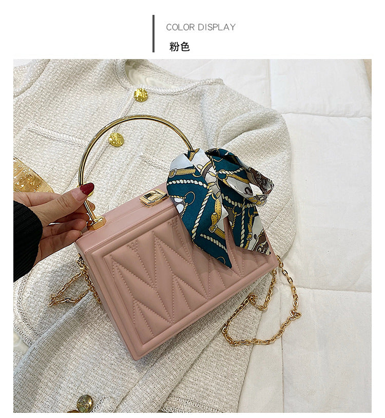 Wholesale Acrylic Hard Shell Diamond Patterned Steel Wire Chain Crossbody Box Handbag