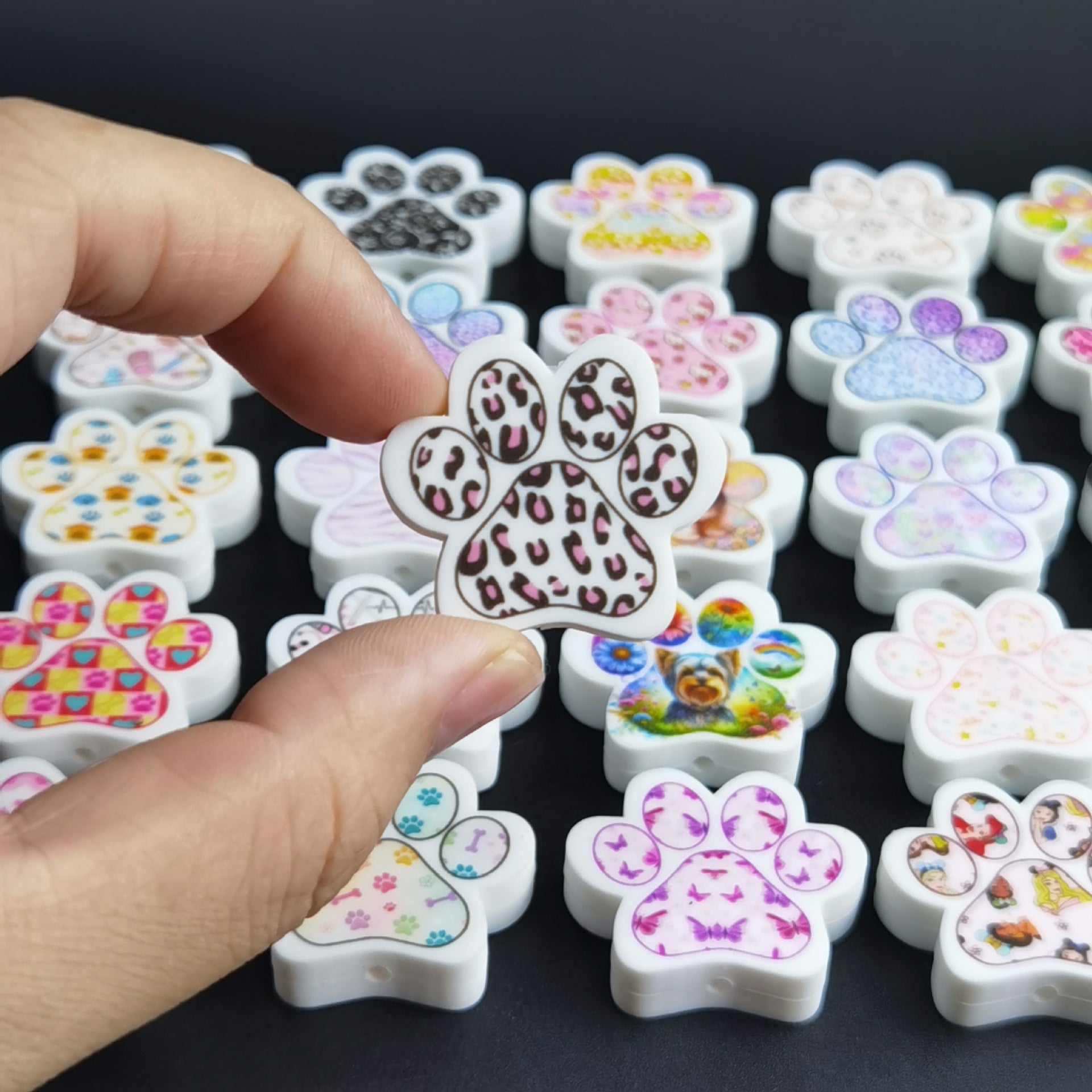 Wholesale 30pcs/pack Silicone Cat Paw Print Beads DIY Beading
