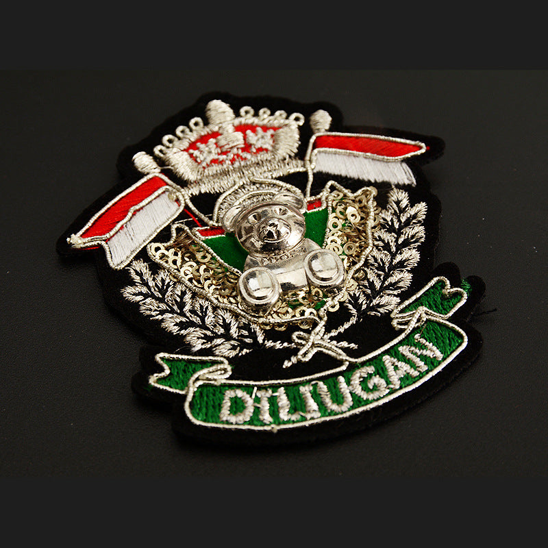 Wholesale Embroidered Bear Brooch Stylish Women Coat Pin Fashion Accessory