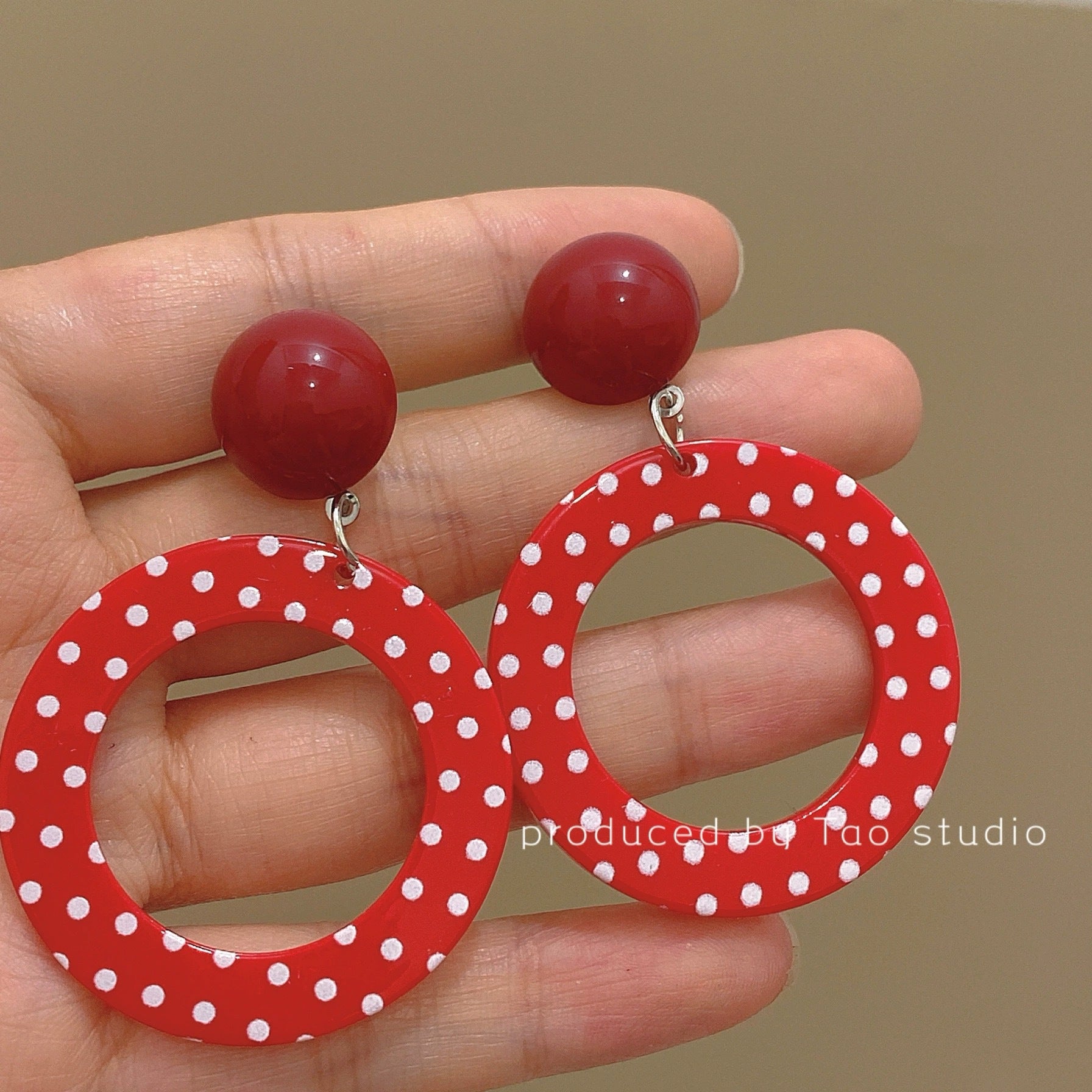 Wholesale Pretty Vintage earrings