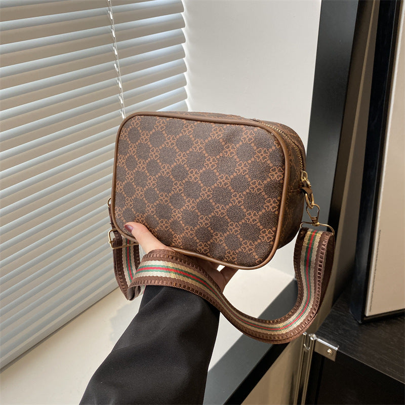 Wholesale Trendy Simple Casual Crossbody Shoulder Bag